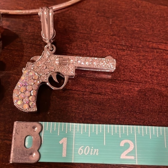 Stiff Collar Necklace with 4 Pendants Fashion Jewelry - Picture 8 of 11